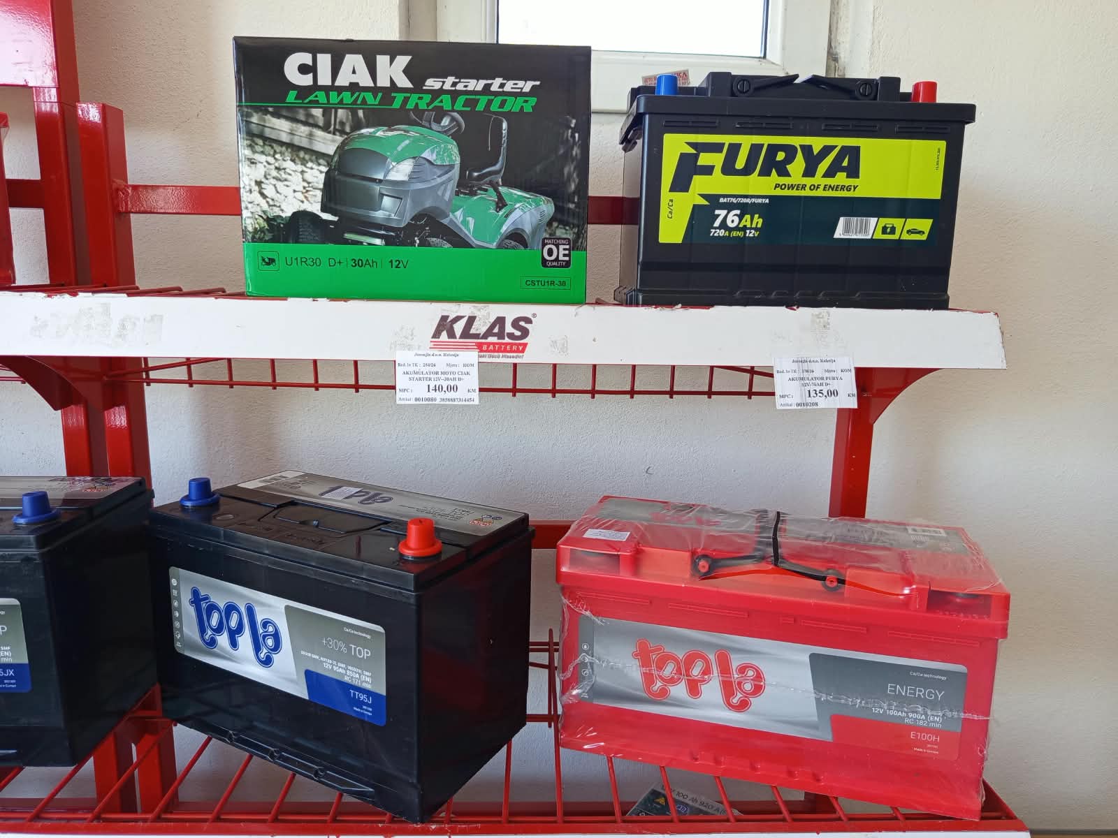 CIAK, Furya i Topla akumulatori